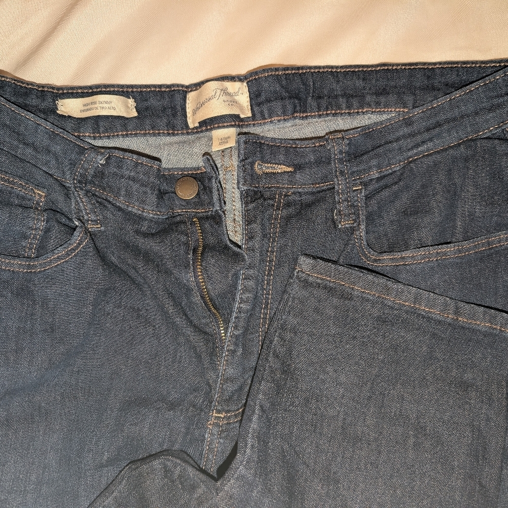 Universal Thread Women's Deep Indigo Skinny Jeans